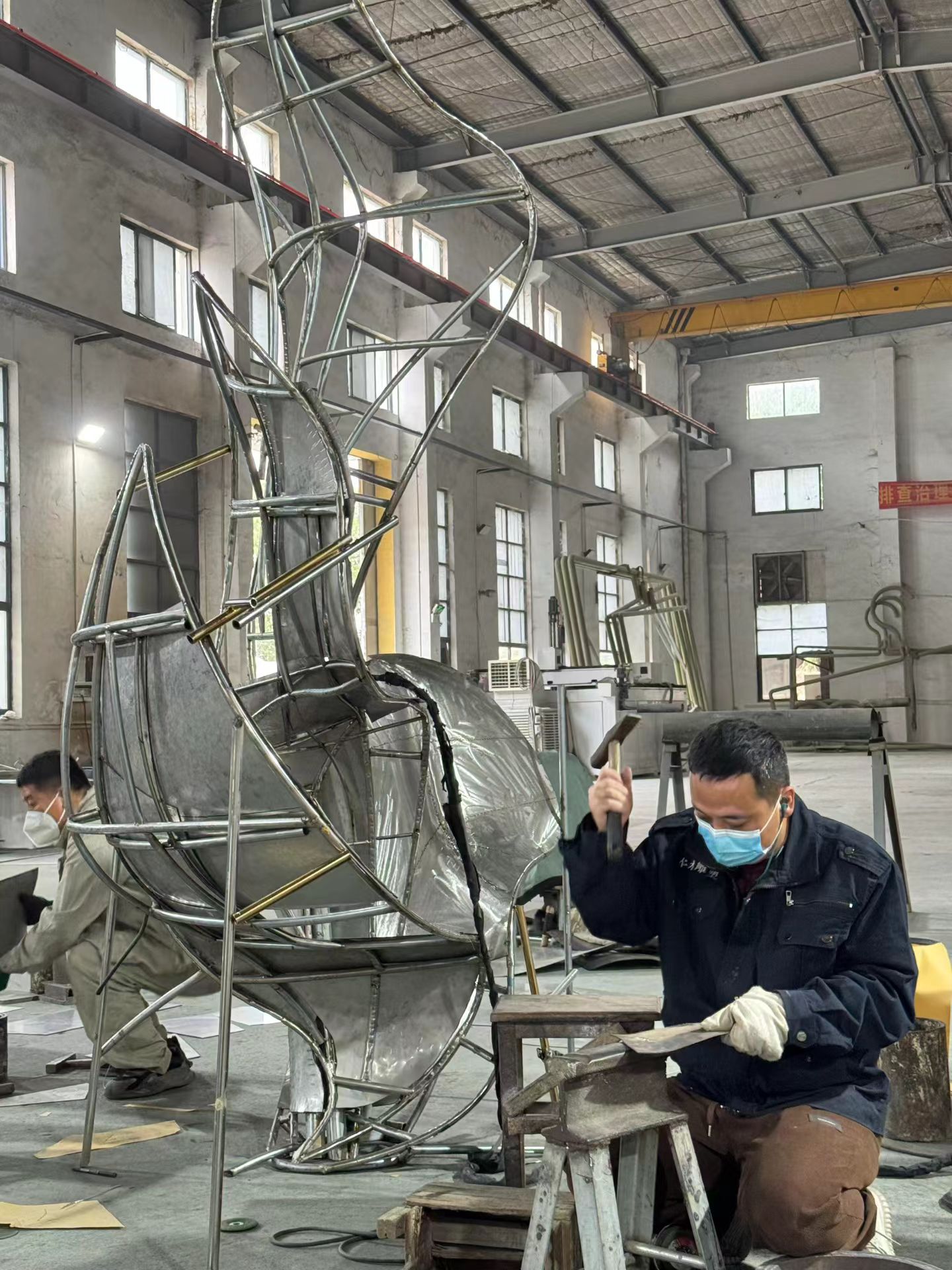 不锈钢雕塑不锈钢镂空艺术雕塑设备齐全支持定制