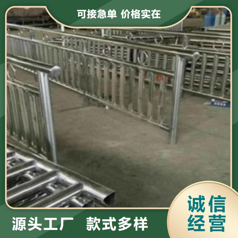 镀锌桥梁护栏库存充足丰富的行业经验