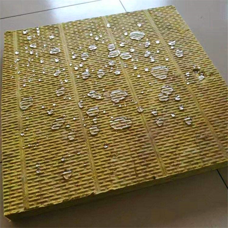 巖棉管保溫彩鋼巖棉復(fù)合板哪家好