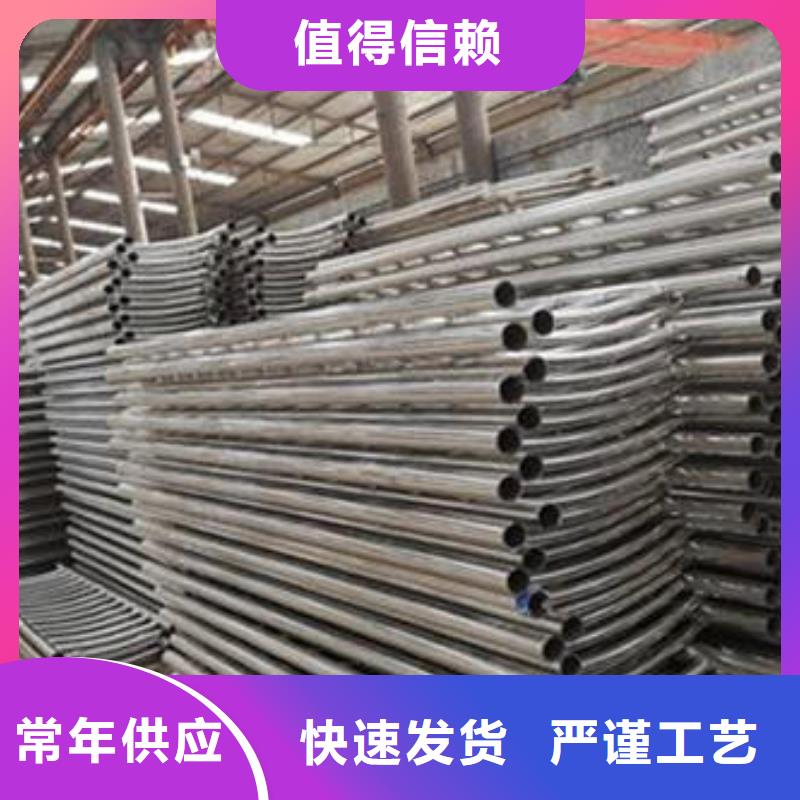 不銹鋼復(fù)合管欄桿品種多樣工程施工案例