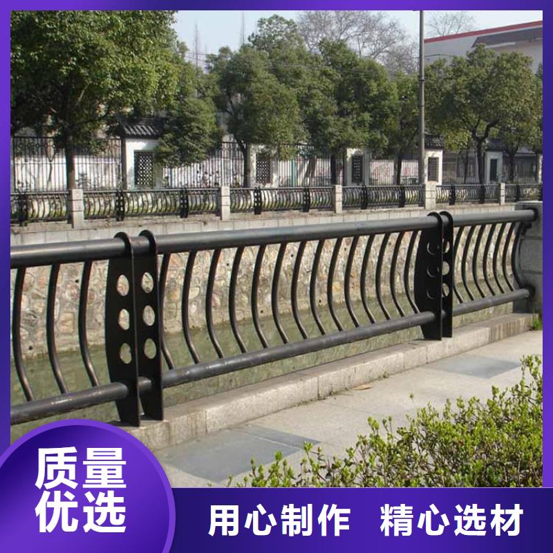 不銹鋼復(fù)合管橋梁護欄廠自潔性好有實力有經(jīng)驗